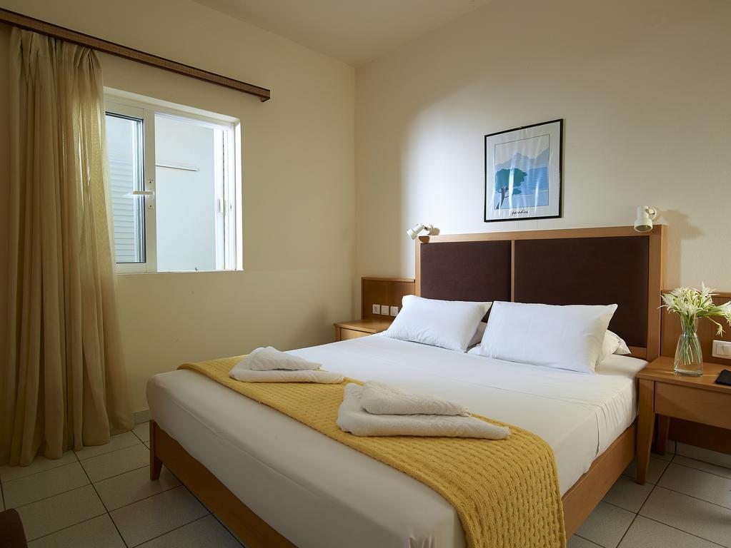 Mousses Apartments & Studios Kissamos Bagian luar foto