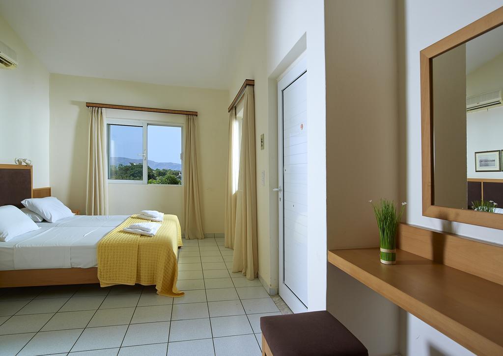 Mousses Apartments & Studios Kissamos Ruang foto