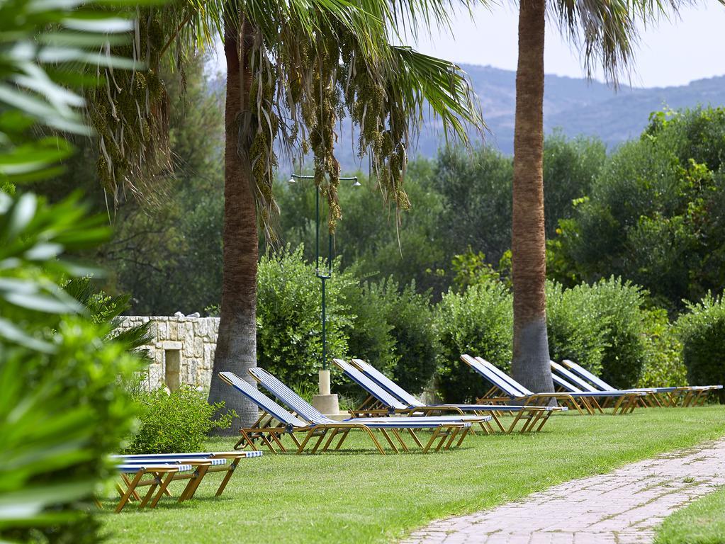 Mousses Apartments & Studios Kissamos Bagian luar foto