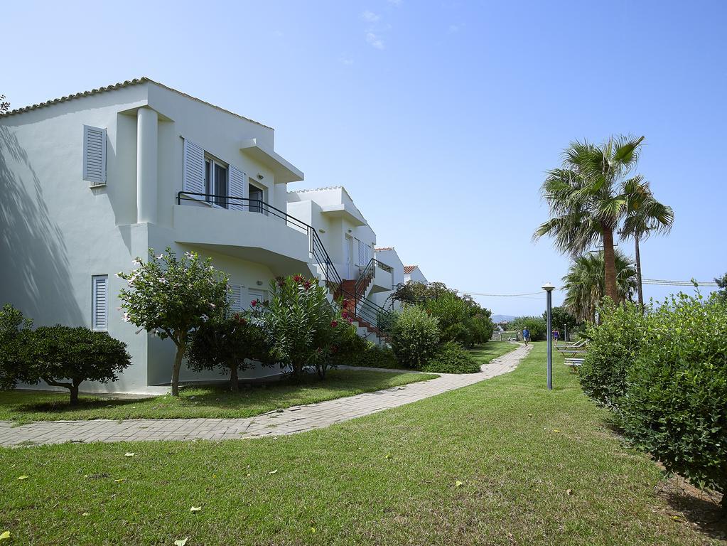 Mousses Apartments & Studios Kissamos Bagian luar foto